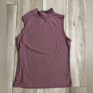 Medium mock neck shirt